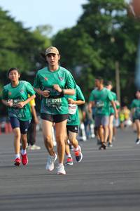 BIB: 6711
                            <button type="button" onclick="openModal(5173101)" class="btn btn-primary btn-sm float-right btn-popup" data-toggle="modal" data-target=".modal-high-quality">
                        <i class="fas fa-shopping-cart"></i> Add to Cart
                    </button>
                                            <button type="button" onclick="isThisMe(5173101, true)" class="btn btn-success btn-sm float-right btn-popup btn-isme hidden" data-toggle="tooltip" data-placement="bottom" title="นี่คือรูปของคุณใช่ไหม คลิกที่นี่เพื่อเอาเข้าอัลบั้ม">
                        <i class="fas fa-plus"></i> Add to album
                    </button>
                    <button type="button" onclick="isThisMe(5173101, false)" class="btn btn-warning btn-sm float-right btn-popup btn-isnotme hidden">
                        <i class="fas fa-ban"></i> Remove from album
                    </button>